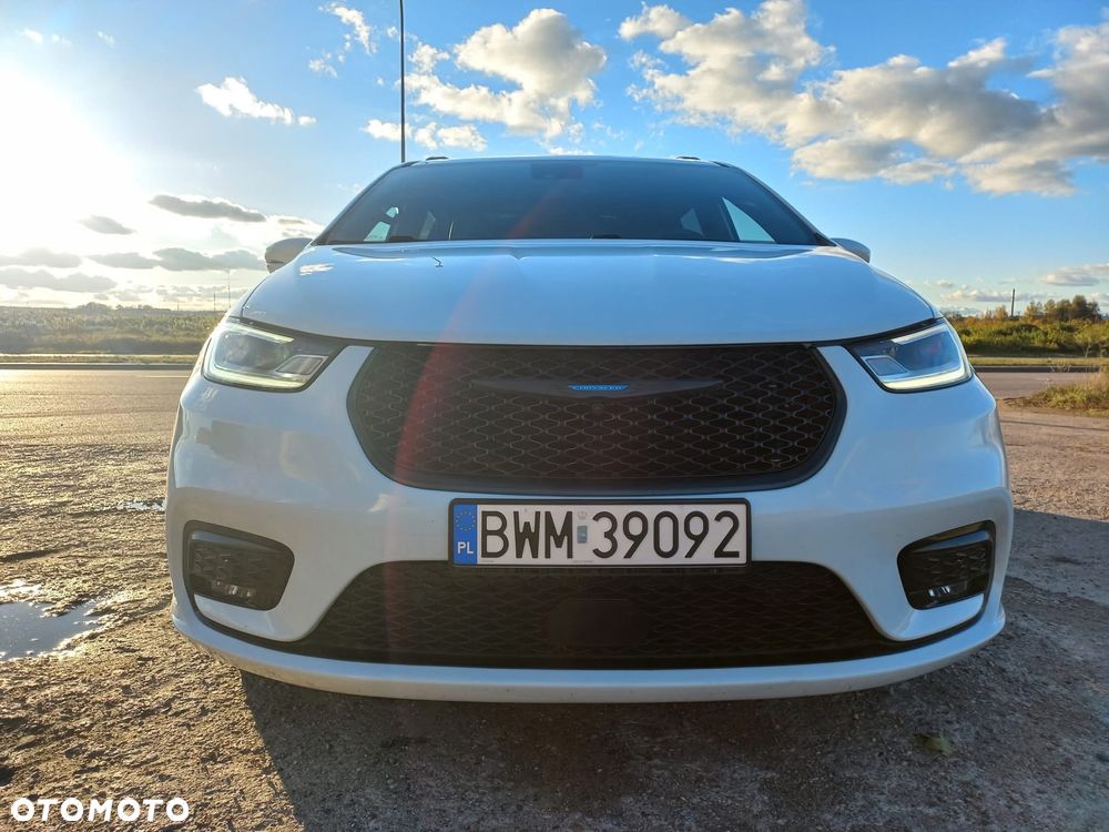 Chrysler Pacifica - 6