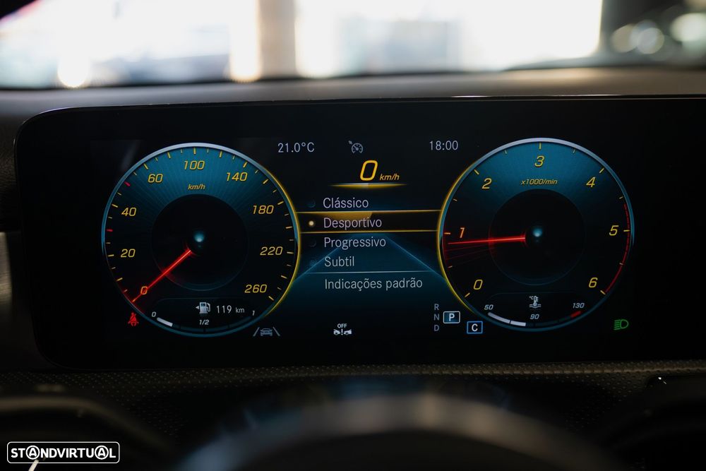 Mercedes-Benz A 180 d AMG Line Aut. - 31