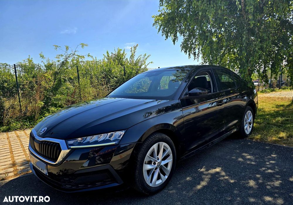 Skoda Octavia 2.0 TDI DSG Tour - 1