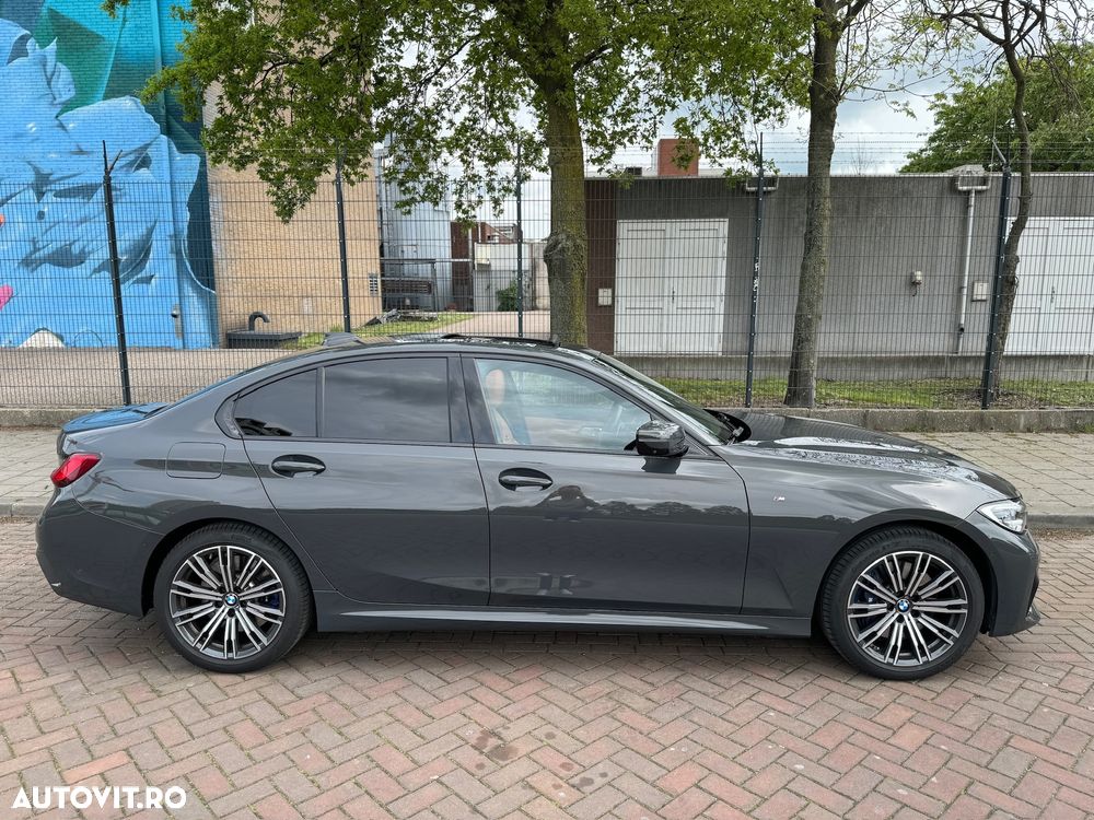 BMW Seria 3 330e Aut. M Sport - 22