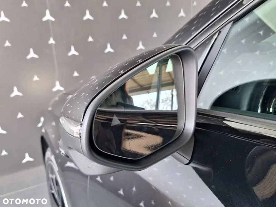 Mercedes-Benz CLA - 19