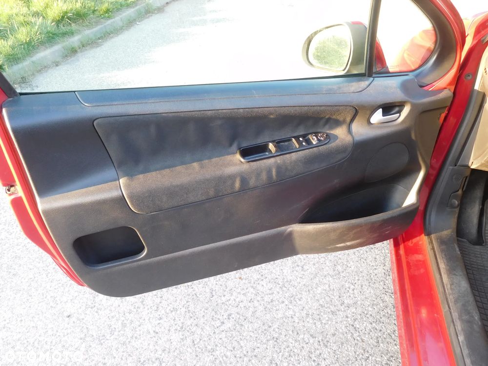 Peugeot 207 95 VTi Sport - 6