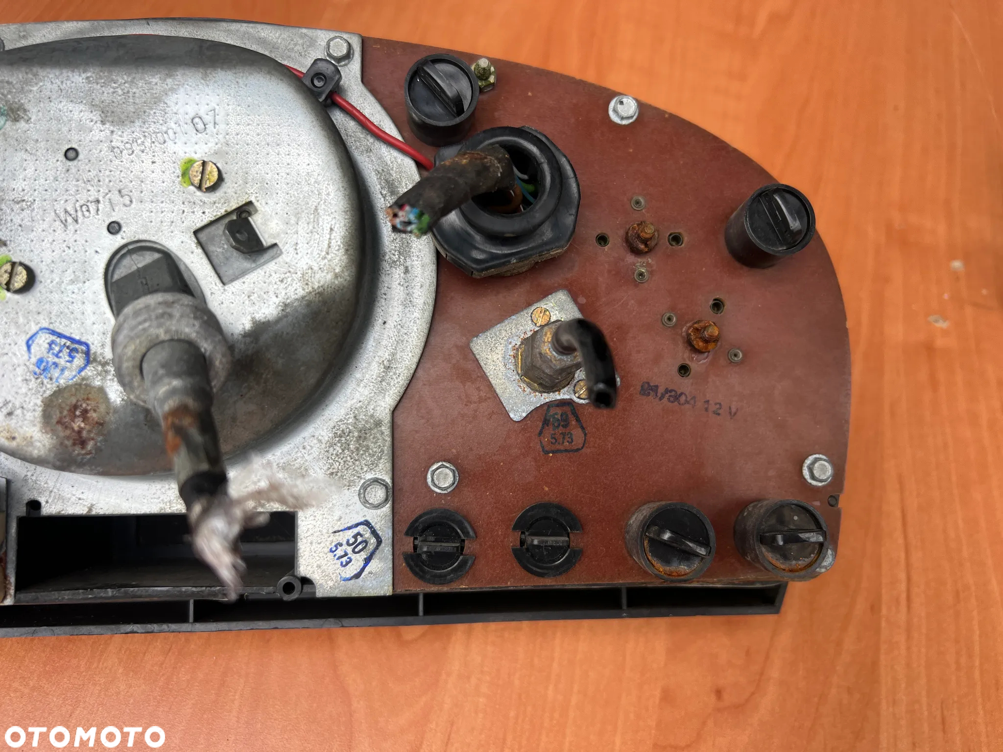 LICZNIK ZEGARY PRĘDKOŚCIOMIERZ MERCEDES W107 R107 C107 - 8