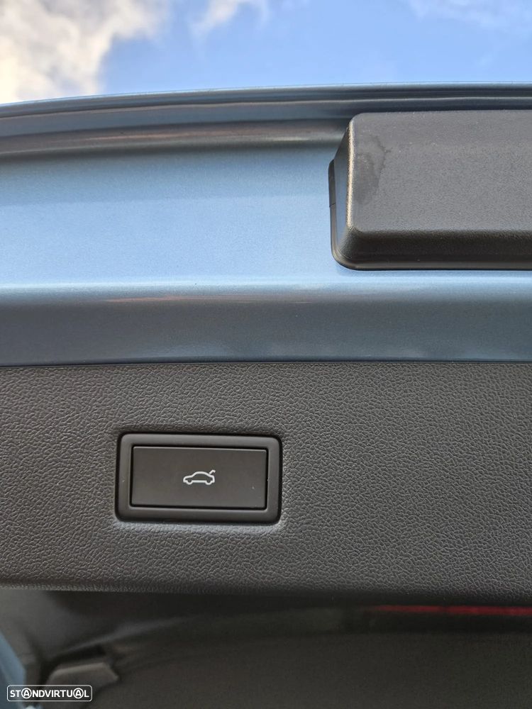 Ford Explorer 77 kWh Premium - 14