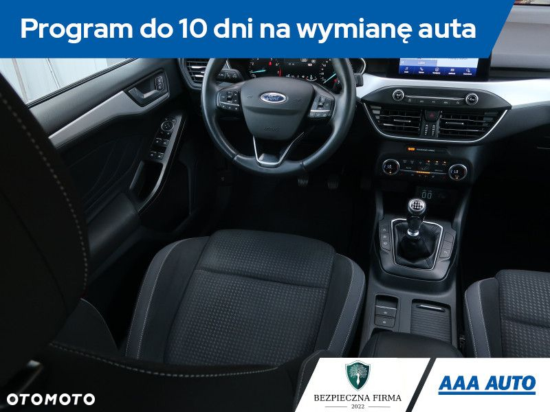 Ford Focus - 8