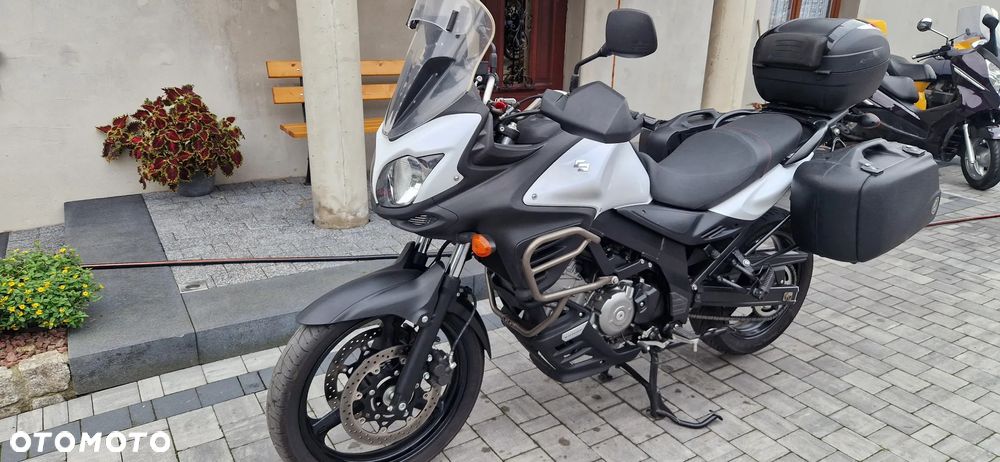 Suzuki V-STROM - 2