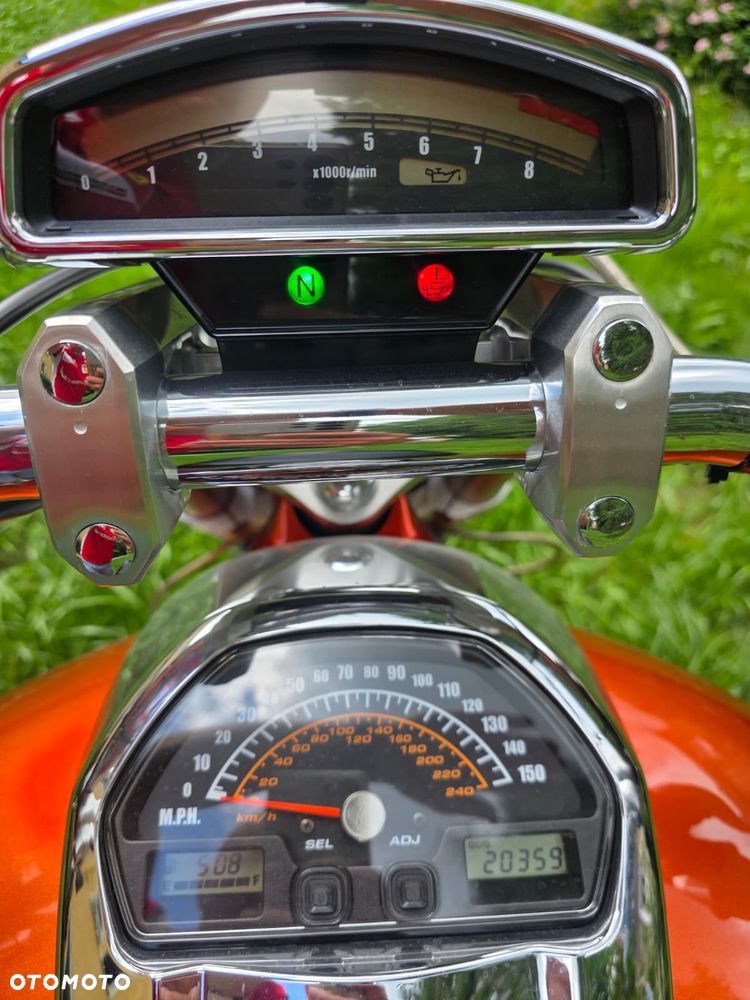 Suzuki VZ - 9