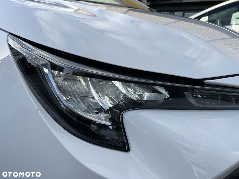 Toyota Corolla 1.8 Hybrid Comfort - 29