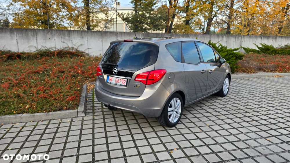 Opel Meriva - 38