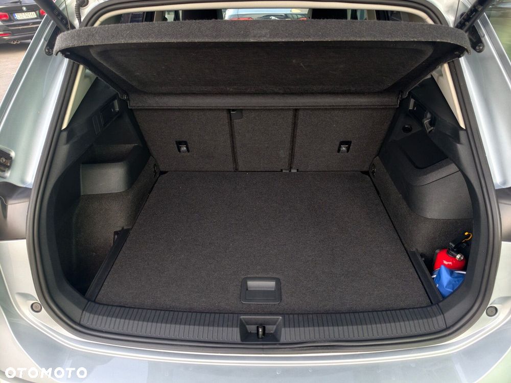 Volkswagen Tiguan - 31