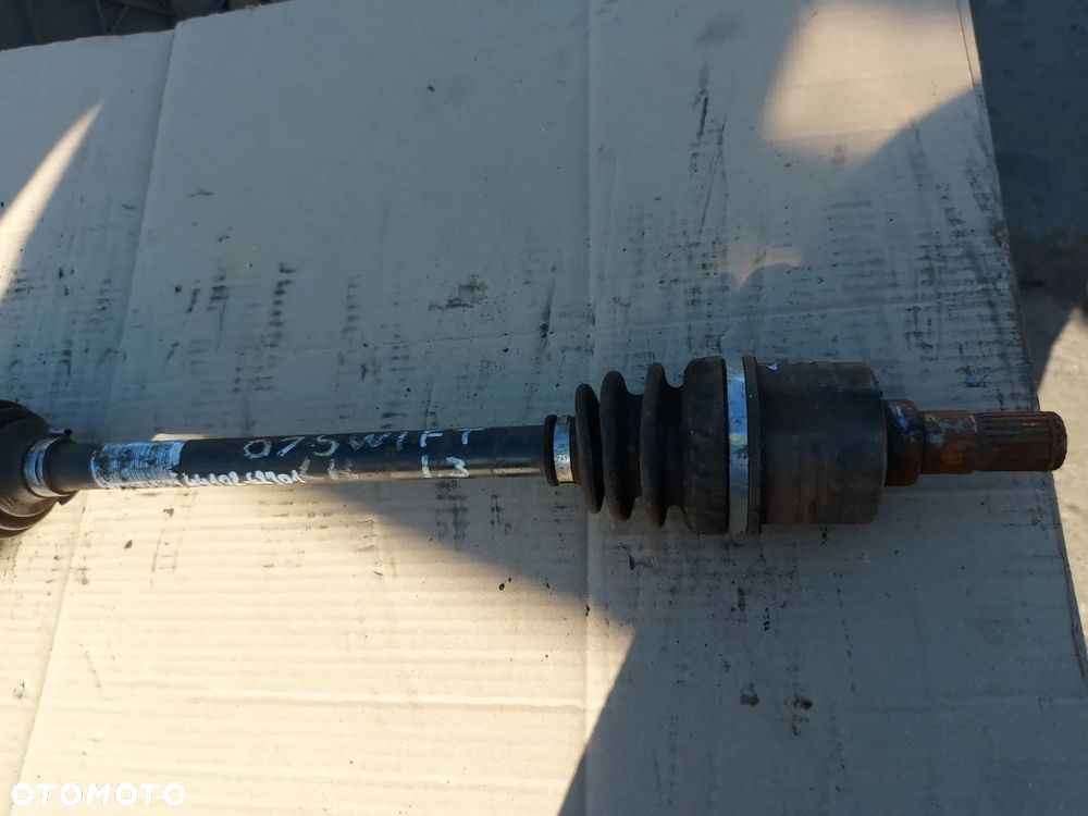 Półoś lewa krótka Suzuki Swift 1.3 '07r 44102-62J01 - 2