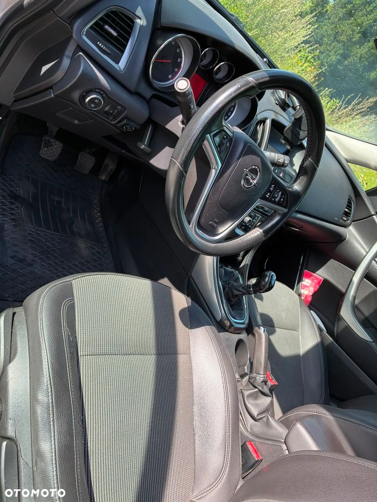 Opel Astra 1.6 T Sport - 8