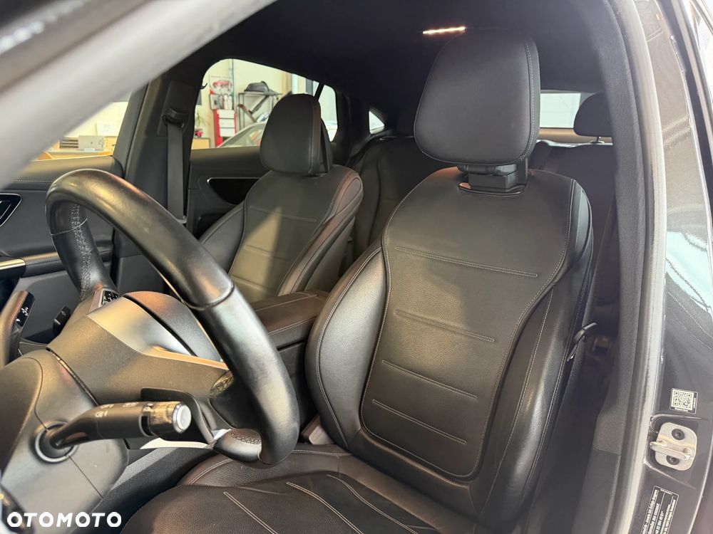 Mercedes-Benz GLC 200 mHEV 4-Matic AMG Line - 18