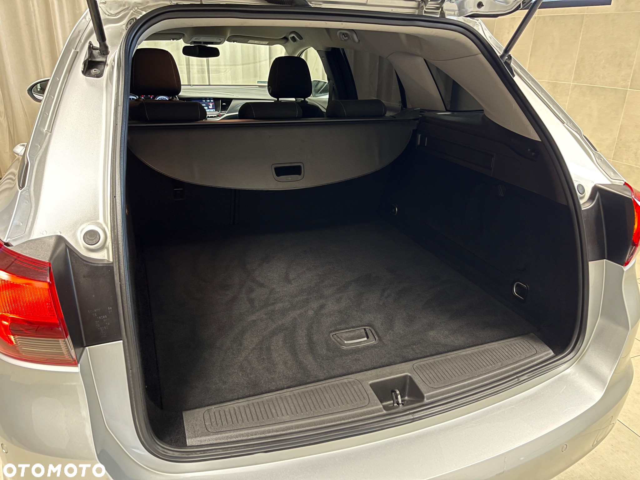 Opel Astra V 1.6 CDTI Enjoy - 33