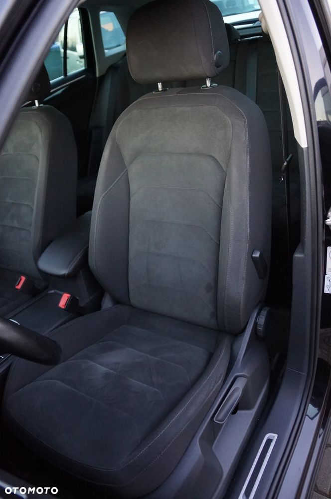 Volkswagen Tiguan 2.0 TDI SCR 4MOTION DSG Highline - 25