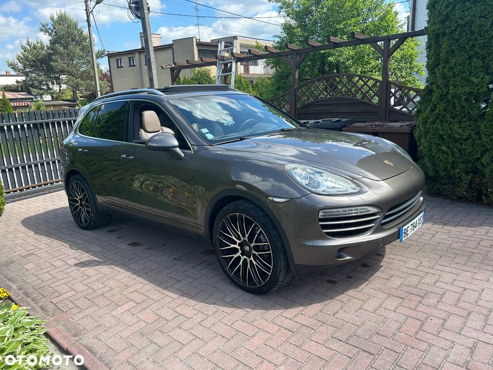 Porsche Cayenne Platinum Edition - 4