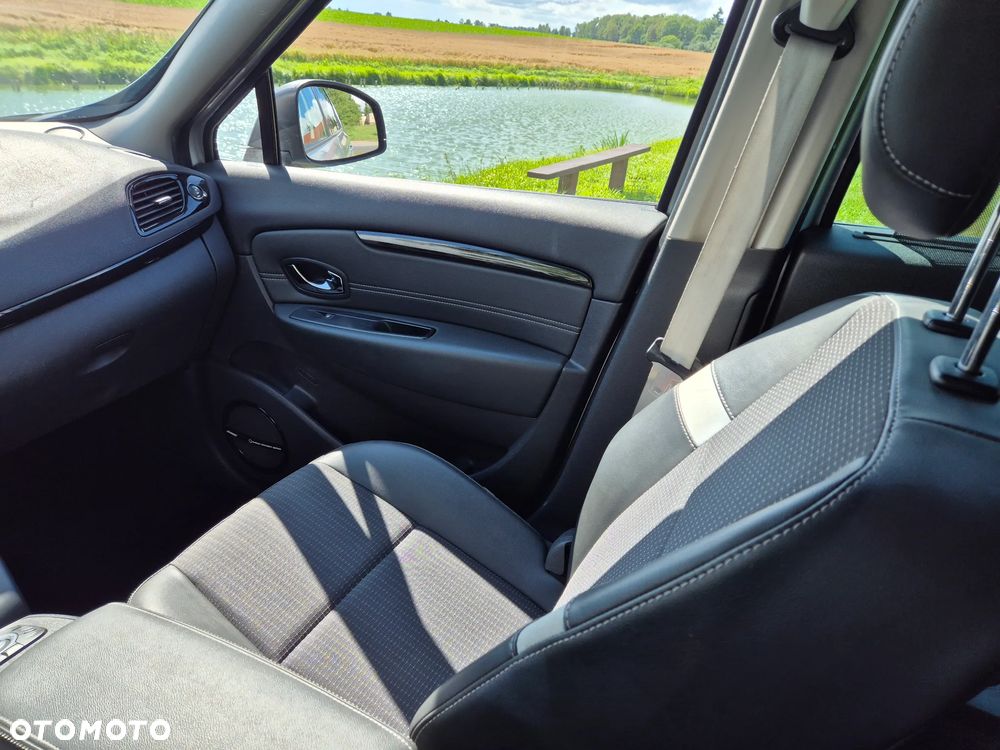 Renault Scenic dCi 130 FAP Start & Stop Bose Edition - 25