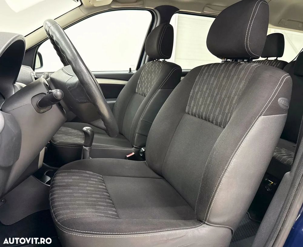 Dacia Logan MCV 1.6 MPI Preferance - 18