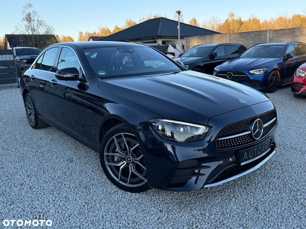 Mercedes-Benz Klasa E 300 de PHEV 4-Matic AMG 9G-Tronic - 1