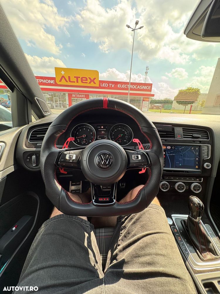 Volkswagen Golf GTI Performance BlueMotion Technology DSG - 8