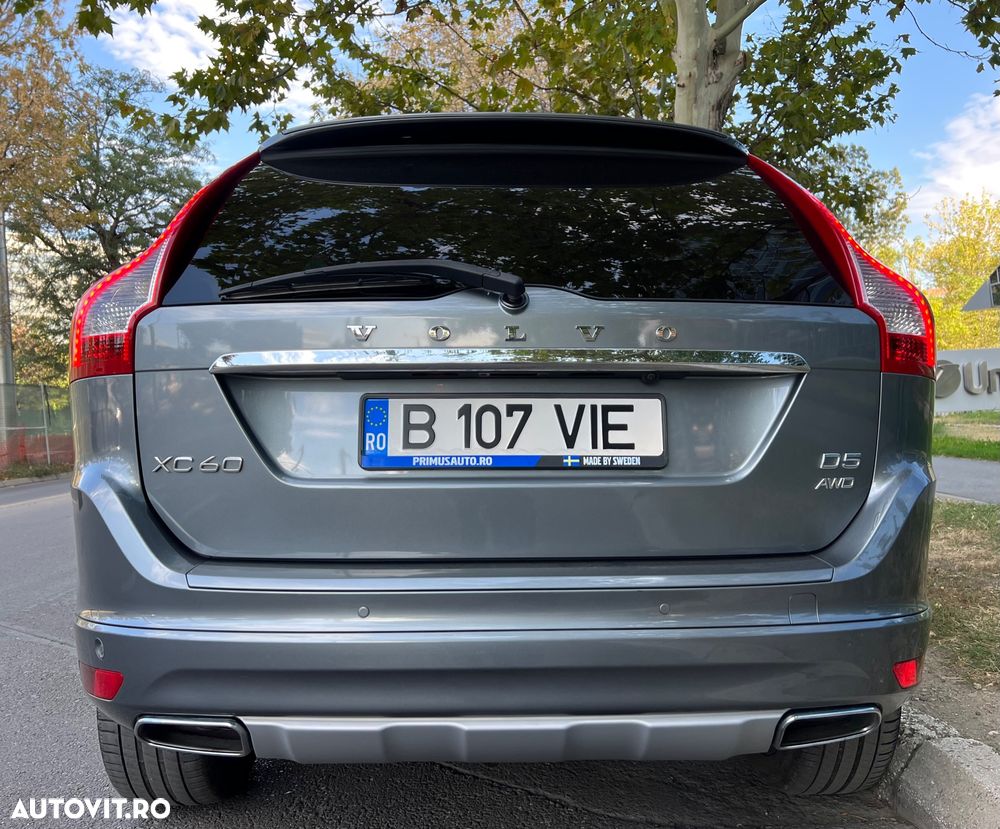 Volvo XC 60 D5AWD Summum - 5
