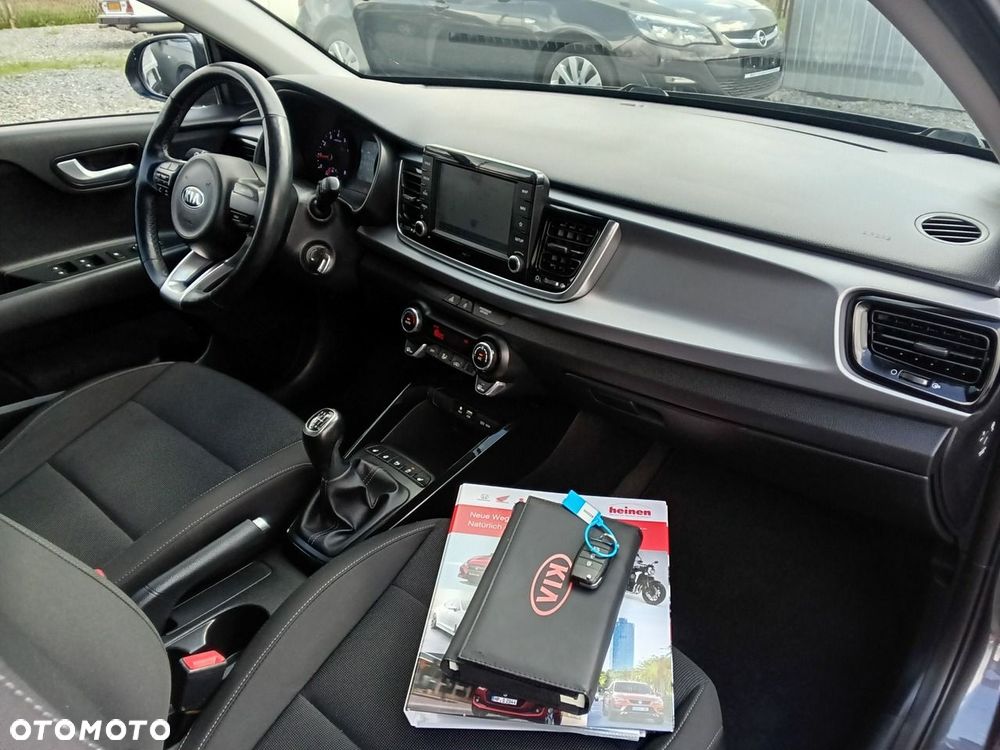 Kia Rio - 7