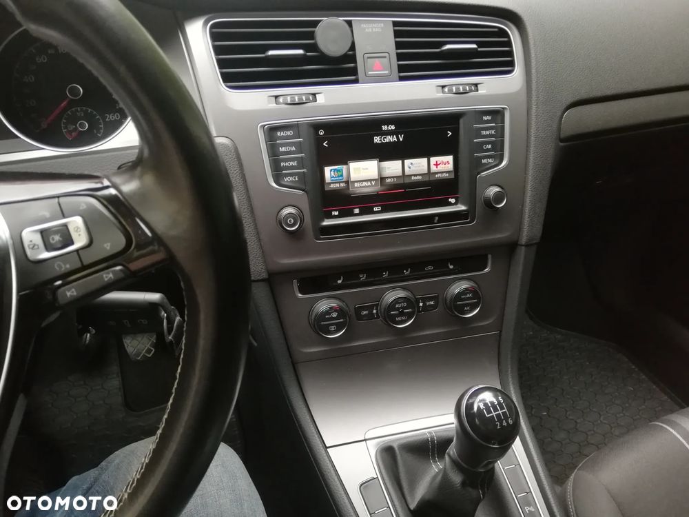 Volkswagen Golf 2.0 TDI BlueMotion Technology Lounge - 14