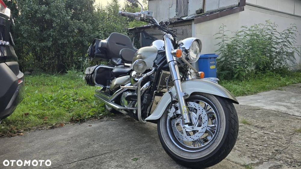 Suzuki Boulevard - 1