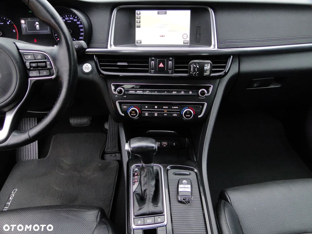 Kia Optima 1.7 CRDI XL DCT - 28