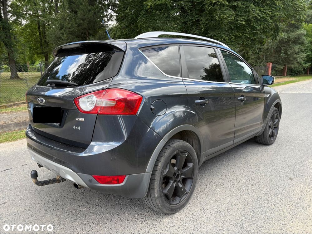 Ford Kuga 2.0 TDCi 4x4 Titanium - 4