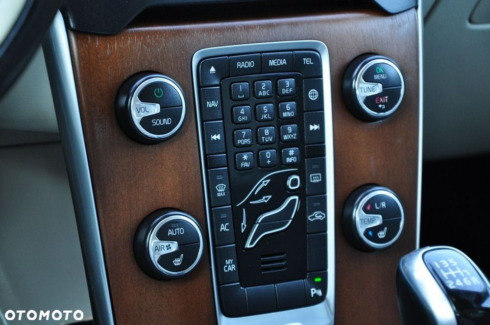 Volvo V40 - 35