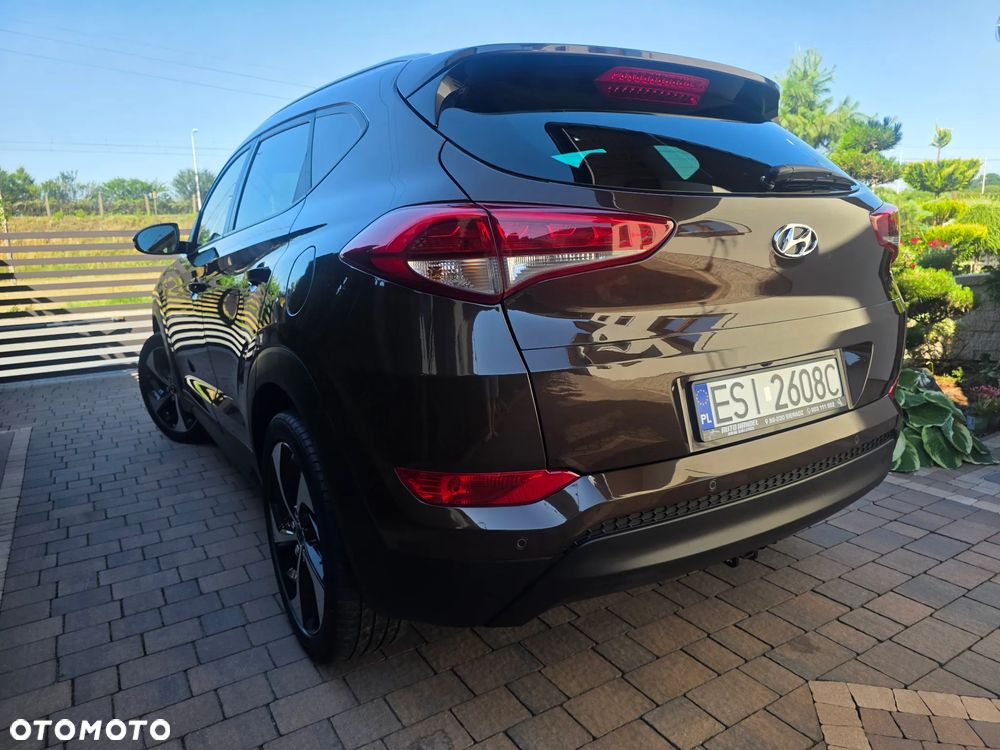 Hyundai Tucson blue 1.7 CRDi 2WD Intro Edition - 12