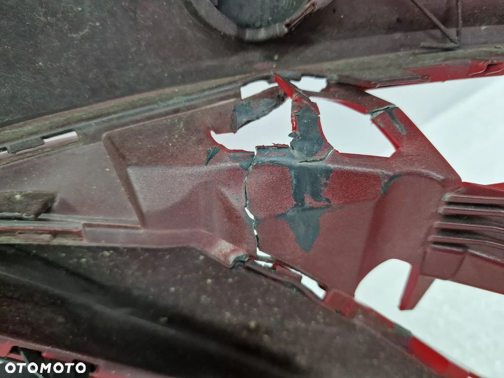 SEAT LEON 3 III 5F0 LIFT FR 16- KOMPLETNY ZDERZAK PRZEDNI PRZÓD + GRILL + KRATKA ŚRODKOWA , ŁADNY , KOLOR CZERWONY , NR 5F0807221AB / 5F0807221AJ , NR AUKCJI NZ971 - 36