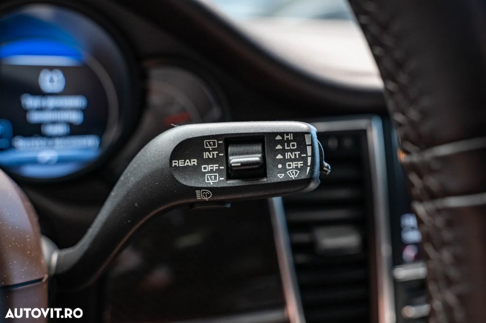 Porsche Panamera 3.0 Tiptronic S - 32