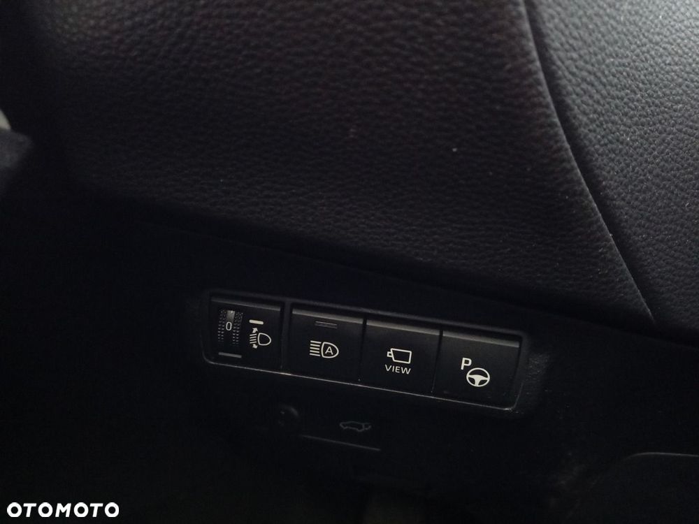 Toyota Corolla Cross - 20