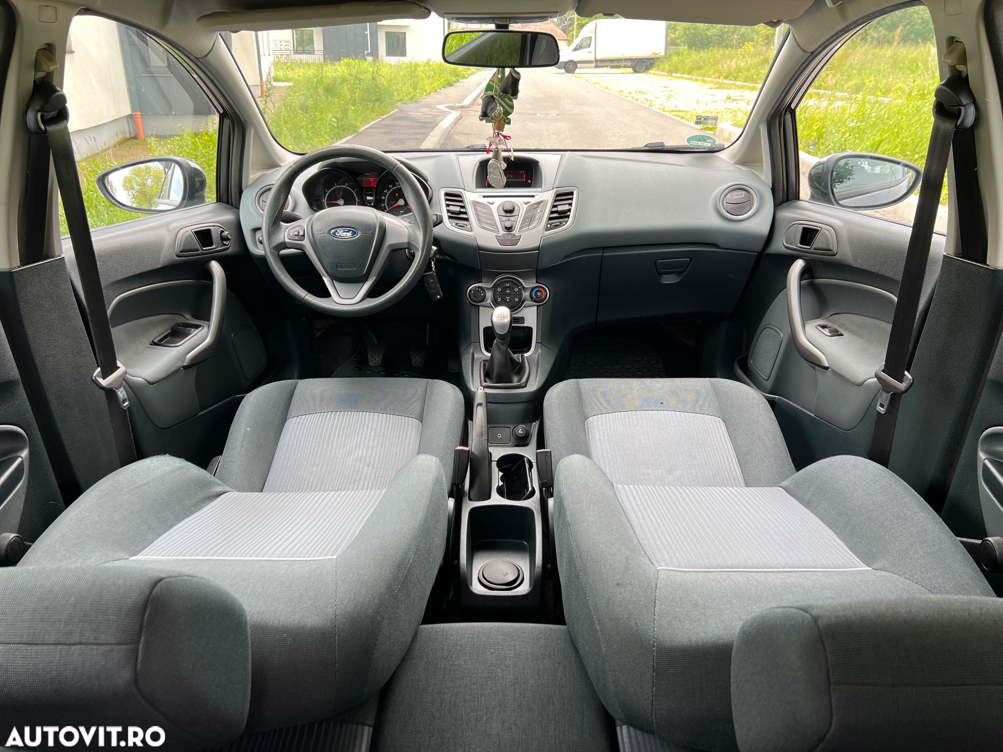 Ford Fiesta 1.25 Ambiente - 8