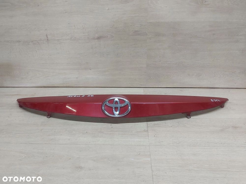 Toyota Auris II Blenda klapy bagażnika listwa HB Hatchback - 1