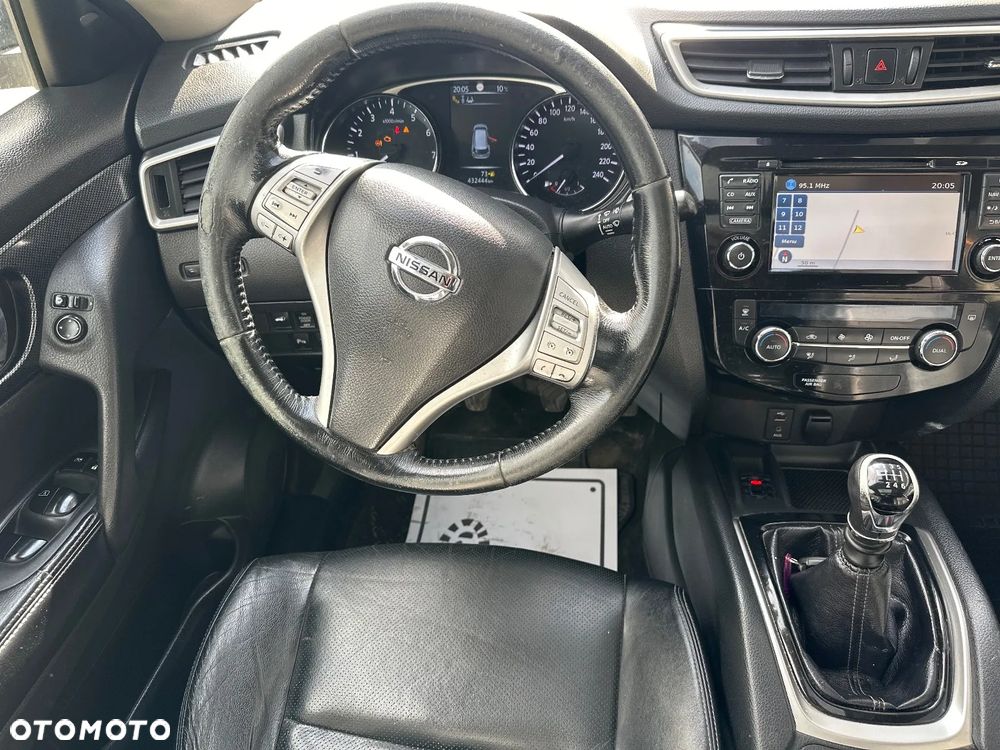 Nissan X-Trail 1.6 DIG-T Tekna 2WD - 25