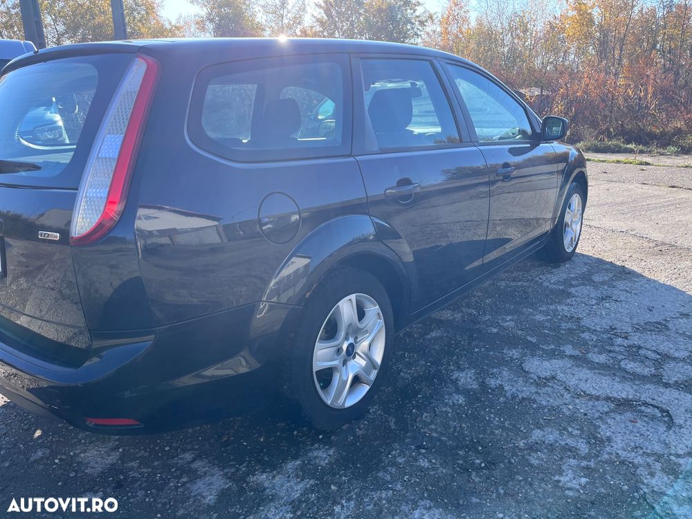 Ford Focus 1.6 TDCI 90 CP Trend - 4