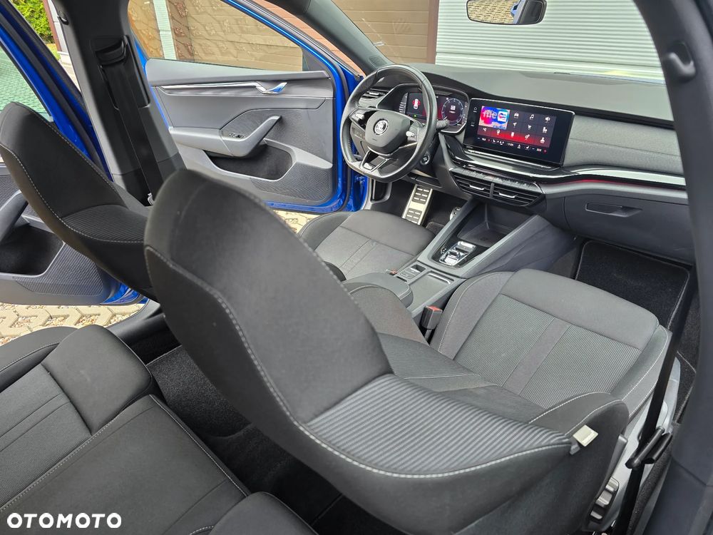 Skoda Octavia 2.0 TDI DSG Sportline - 25