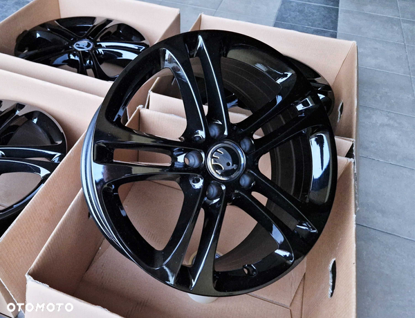 Alufelgi 17 5x112 Skoda Octavia Kodiaq Superb Yeti Karoq Czarne ! 804#