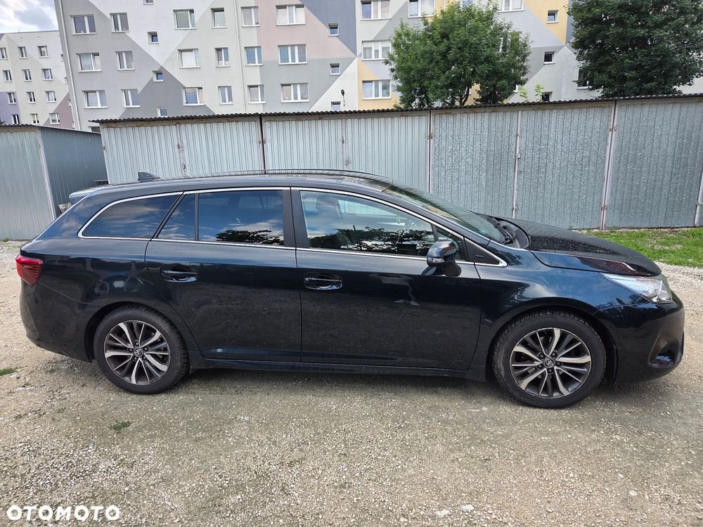 Toyota Avensis 1.8 Prestige - 4