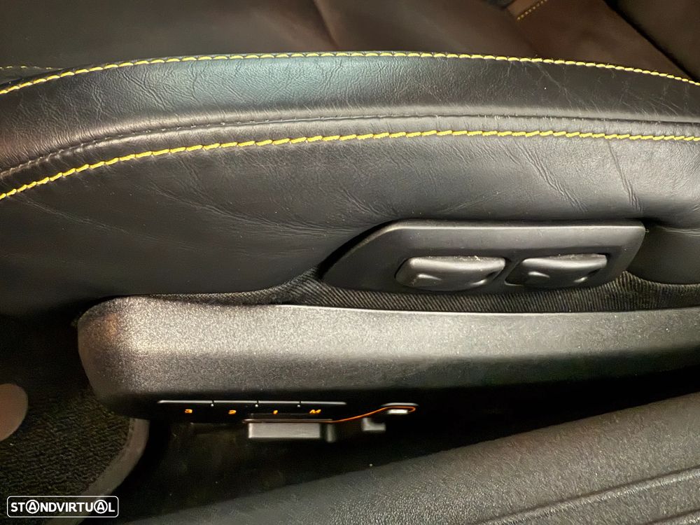 Mercedes-Benz AMG GT R - 31