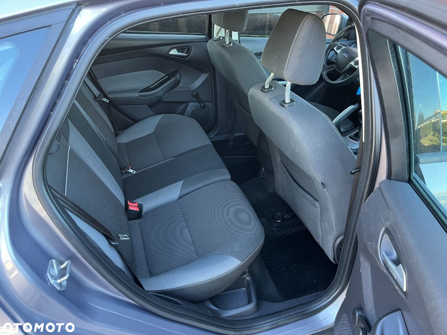 Ford Focus 1.6 Ambiente - 19