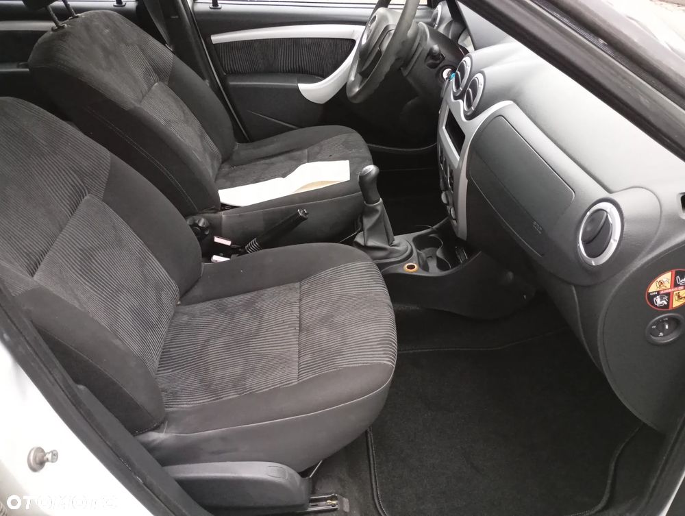 Dacia Logan 1.6 16V SL Arctica - 38