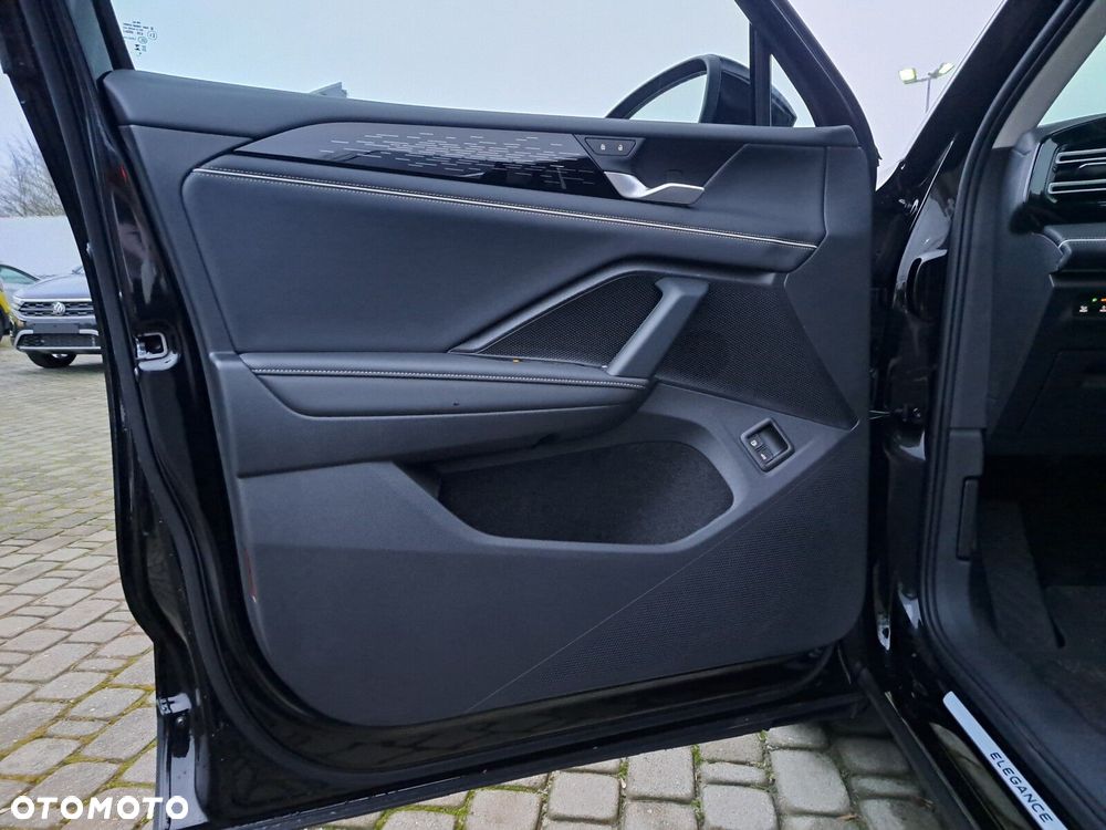 Volkswagen Tiguan 1.5 eHybrid PHEV 150kW Elegance DSG - 13