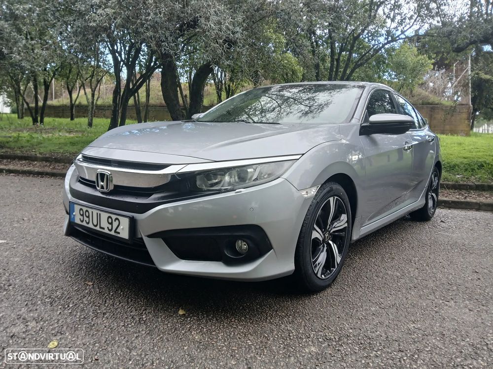 Honda Civic 1.5 i-VTEC Elegance Navi - 1