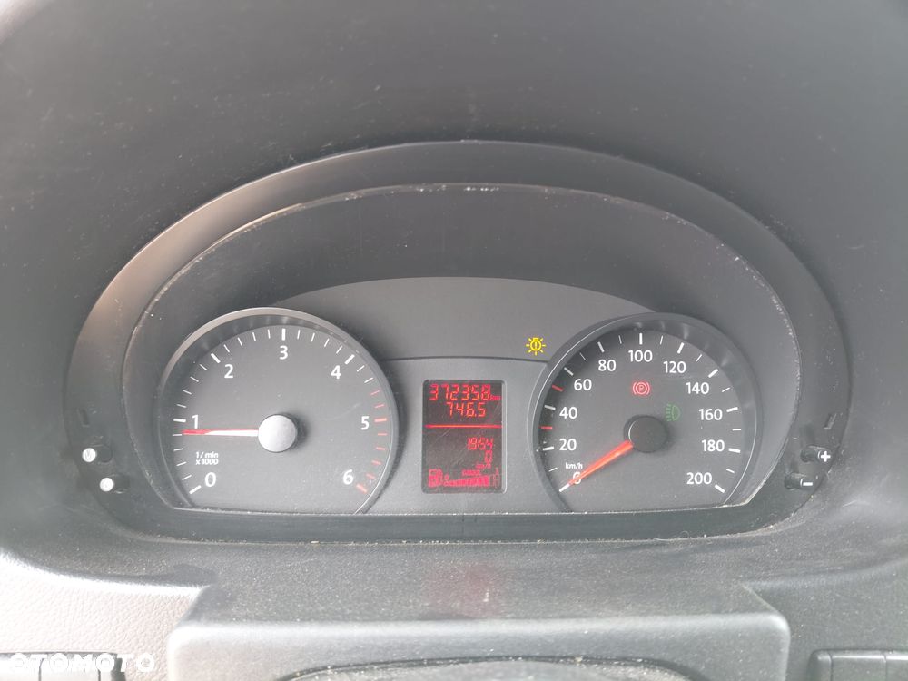 Volkswagen Crafter - 12
