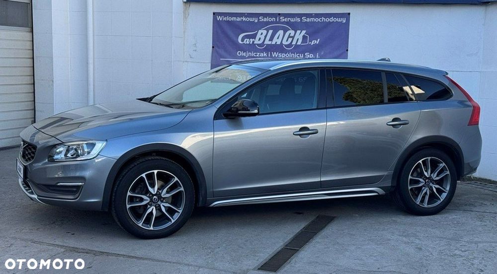 Volvo V60 Cross Country - 3