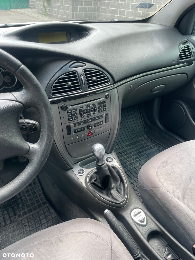 Citroën C5 2.0 16V Exclusive - 30